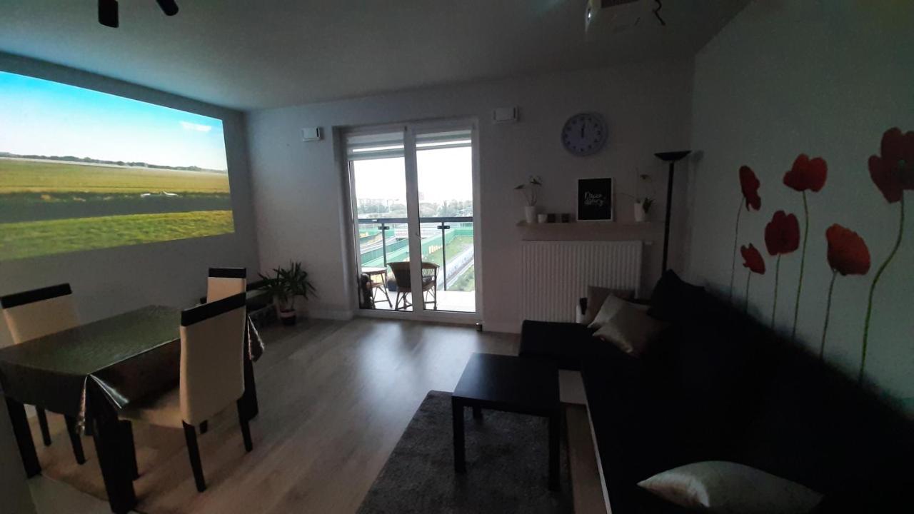 Apartament Pelka Varsovia Exterior foto